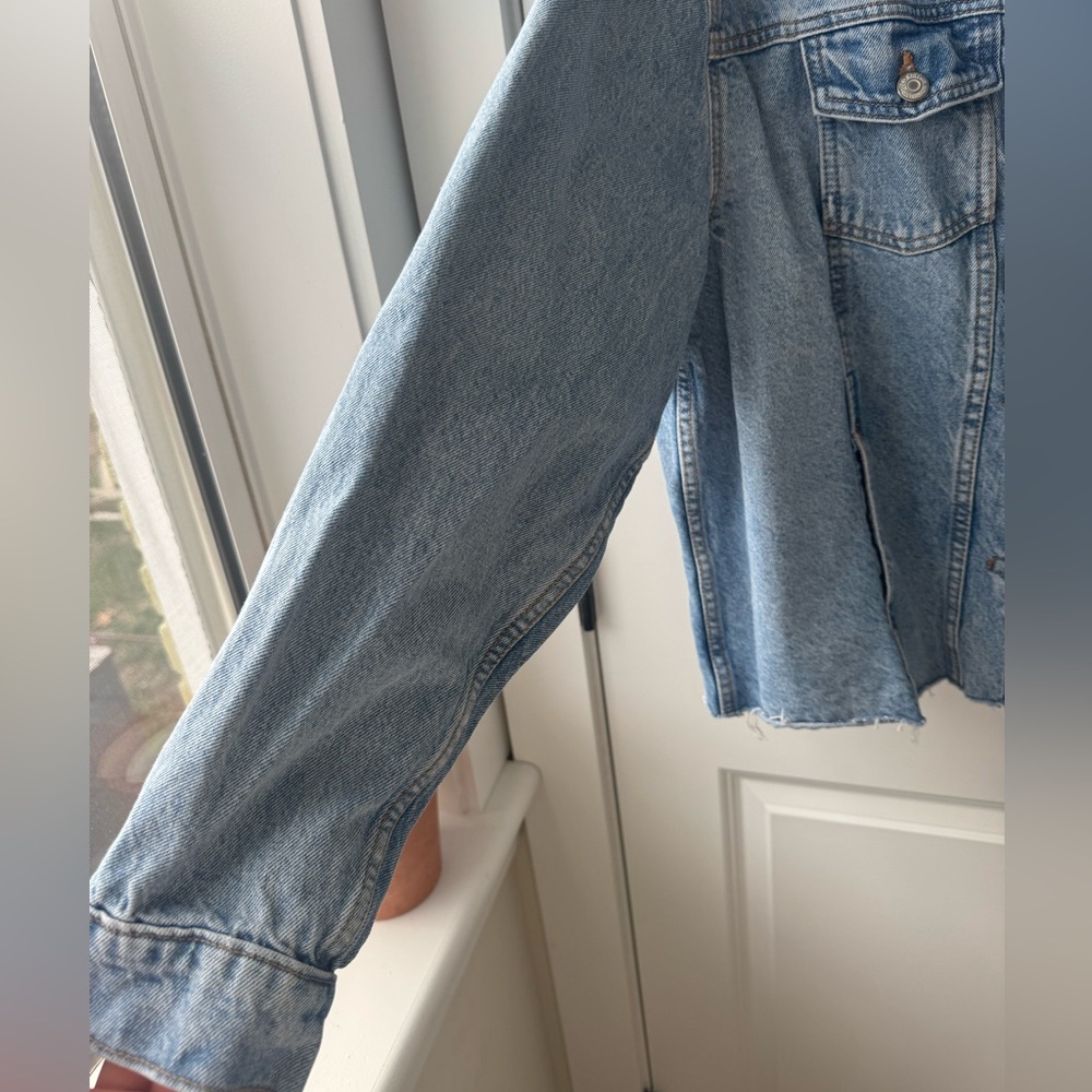 Old Navy Light Blue Denim Jacket - Picture 5 of 5